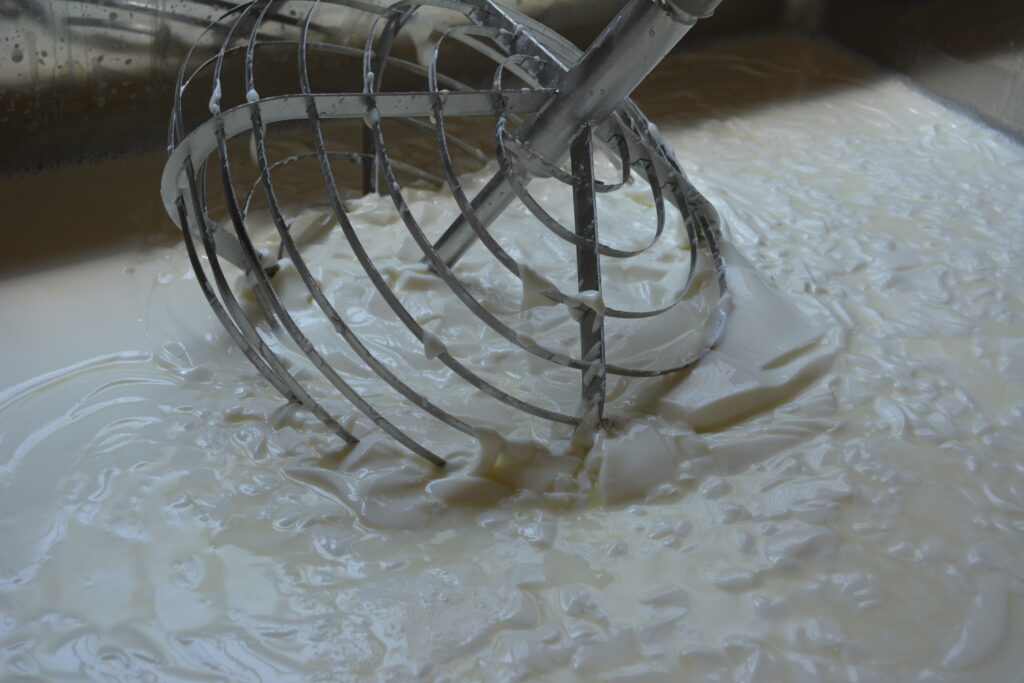 　チーズ作りのカード